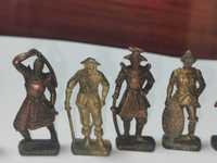 Soldatei din bronz și cupru samurai, romani și muschetari