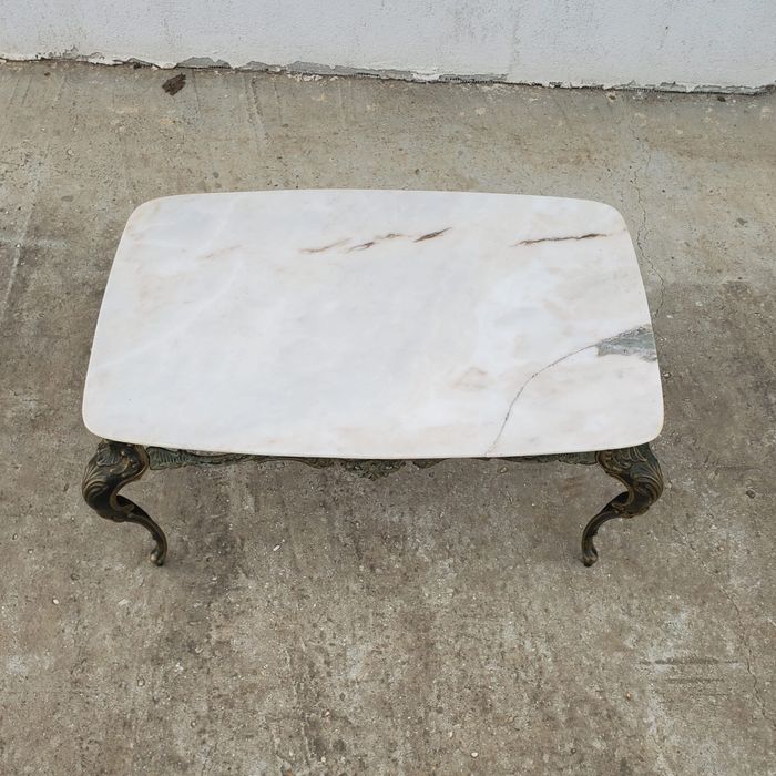 Masa, masuta sufragerie ,living cu cadru bronz si blat onyx, marmura
