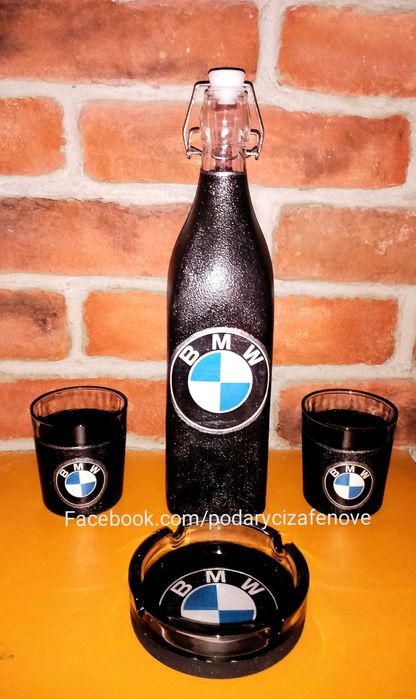 Подарък за фен на BMW (БМВ)- Бутилка с логото на БМВ (BMW)