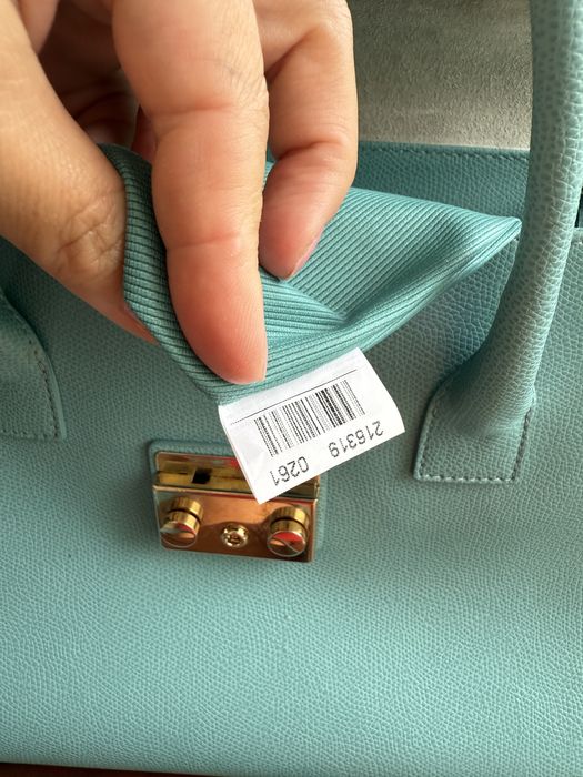 Furla-оригинална голяма тюркоазена чанта