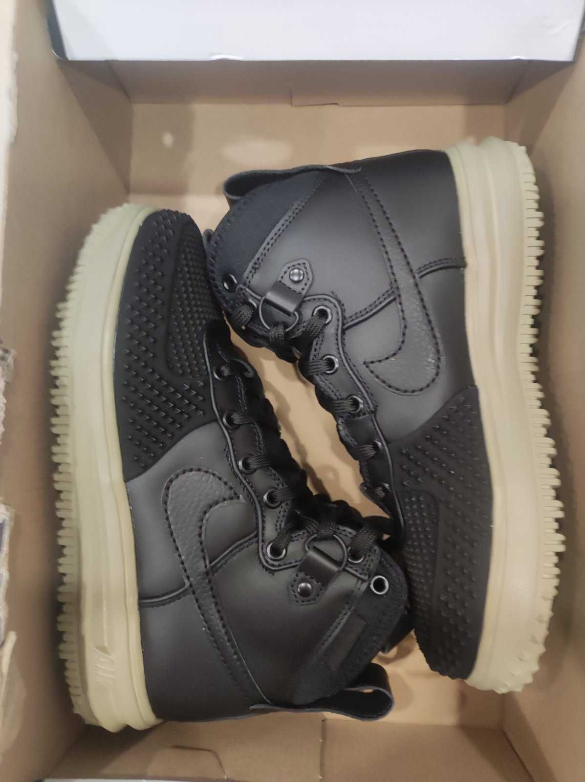 Nike - Lunar Force 1 номер 38.5,39 Оригинал Код 0507