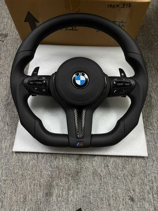 BMW M Performance волан – черна кожа и карбонов акцент – F серия