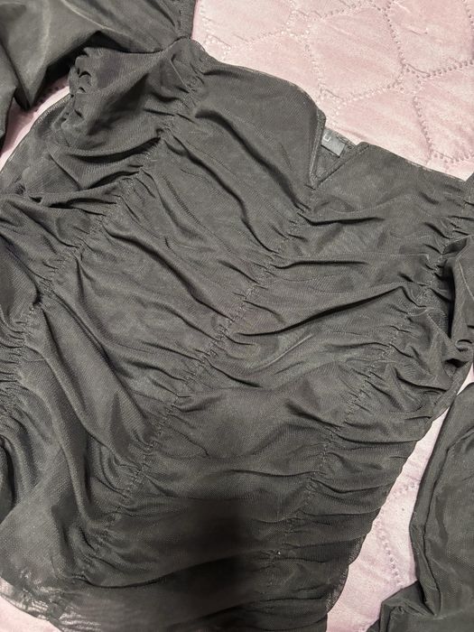 Черна ефектна блуза