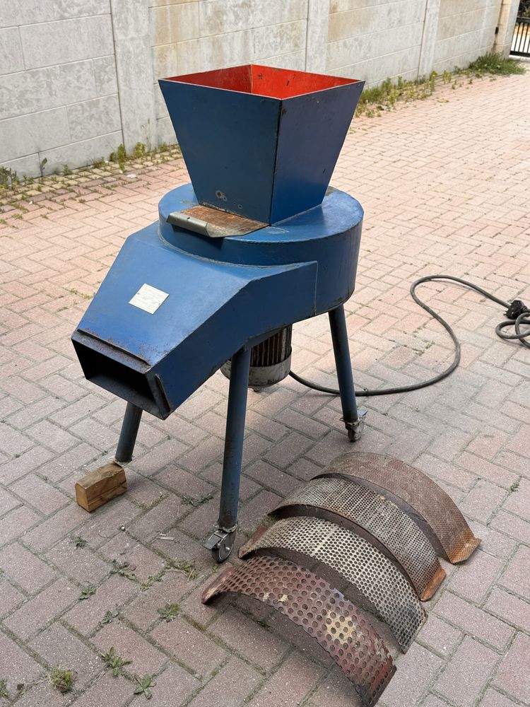 Фуражомелка 4 кв., 380V, заводско производство.