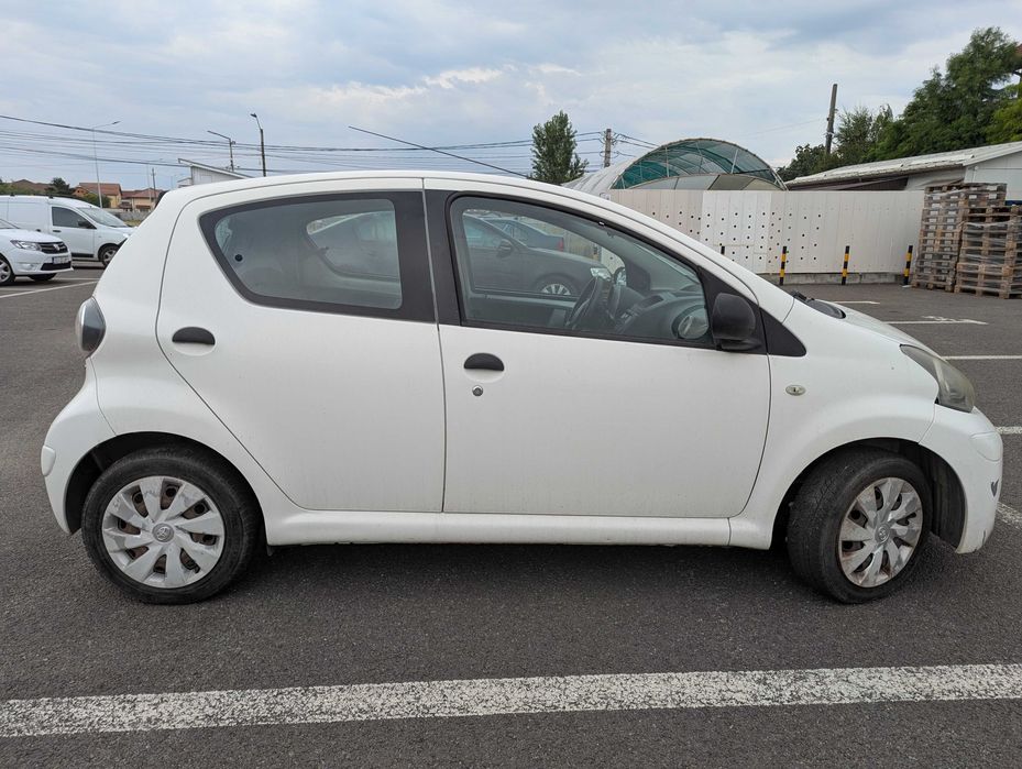 TOYOTA AYGO an fabricatie 2013