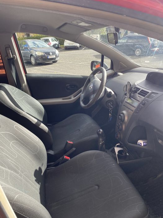 Toyota Yaris 1.0 Benzină 2011