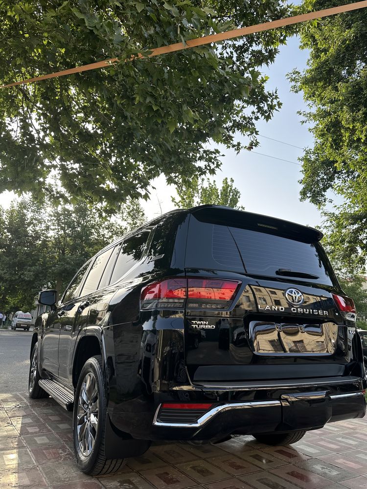 Land Cruiser 300 full 70anniversary dubay3.5 л турбо мотор рыжий салон