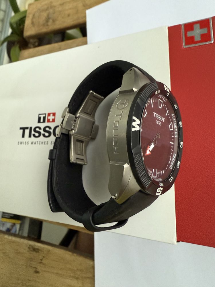 Tissot T‑Touch Expert Solar с нова каишка