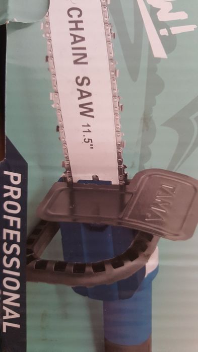 Ferastrau, aparat tăiat crengi, curățat pomi