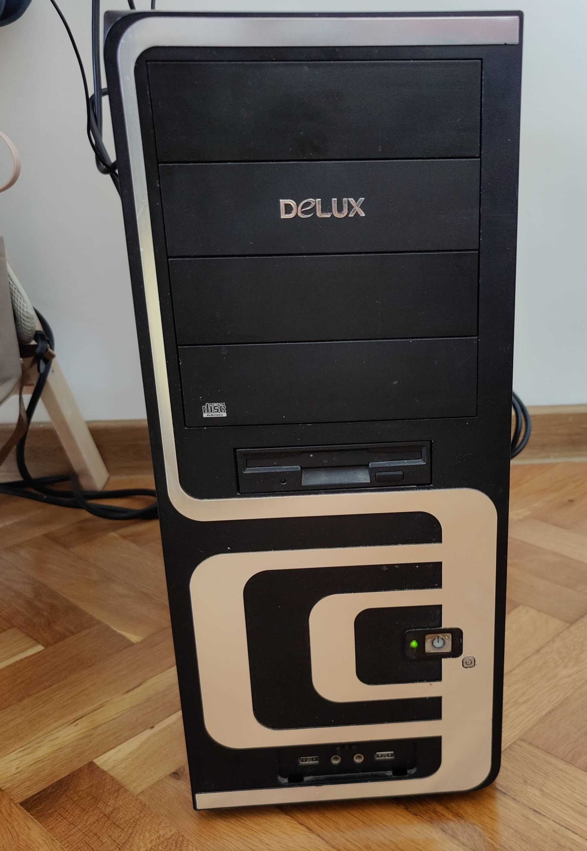 Настолен Компютър  Intel Pentium G3220 3GHz/4GB RAM/120 GB SSD
