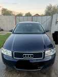 Audi A4.