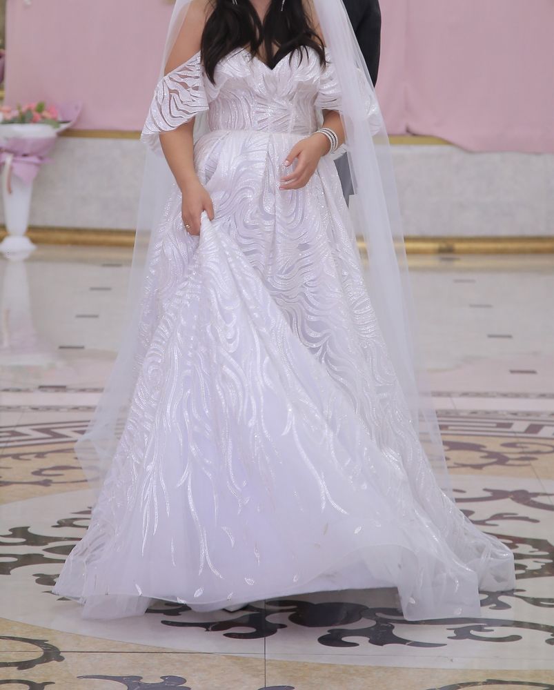 Очень нежное, красивое свадебное платье
