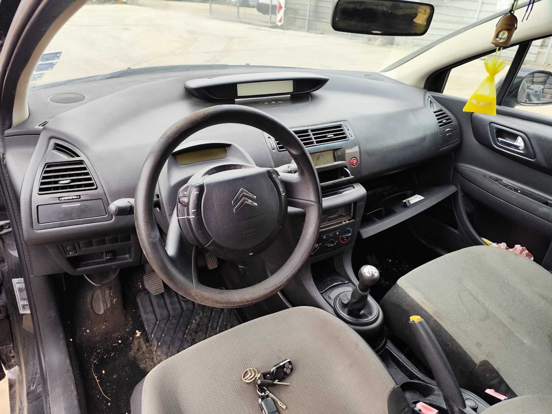 Citroen C4 1.4 - 88к.с - 2007г. на части