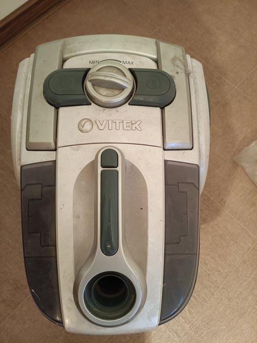 Продам пылесос б/у