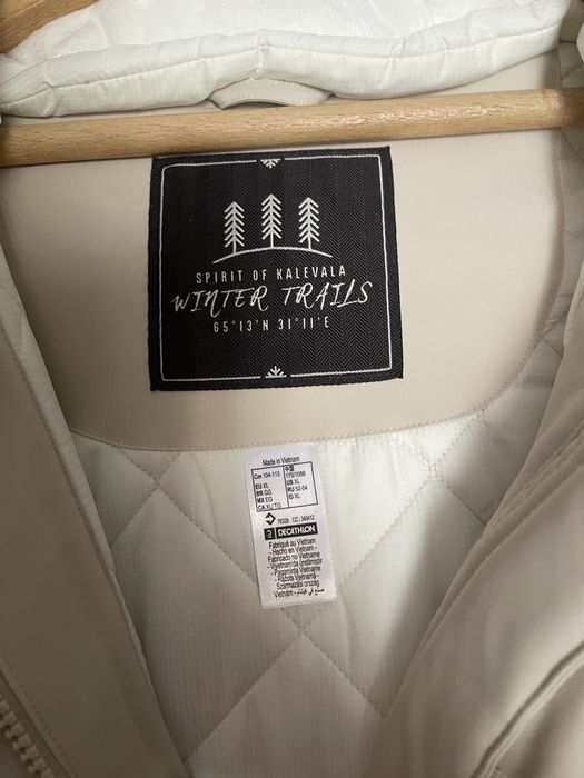 Дамско непромокаемо яке