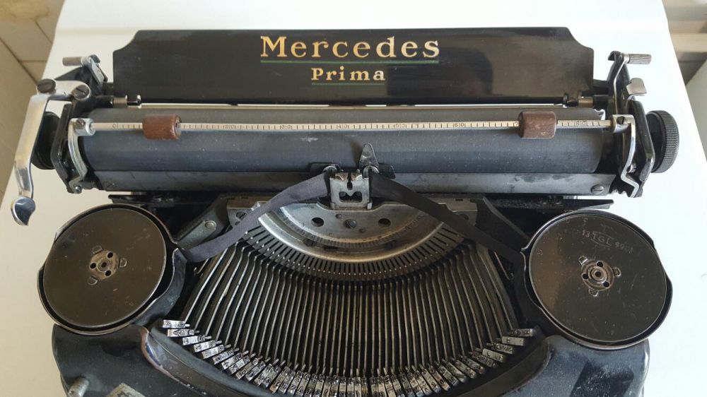 Masina de scris mercedes prima