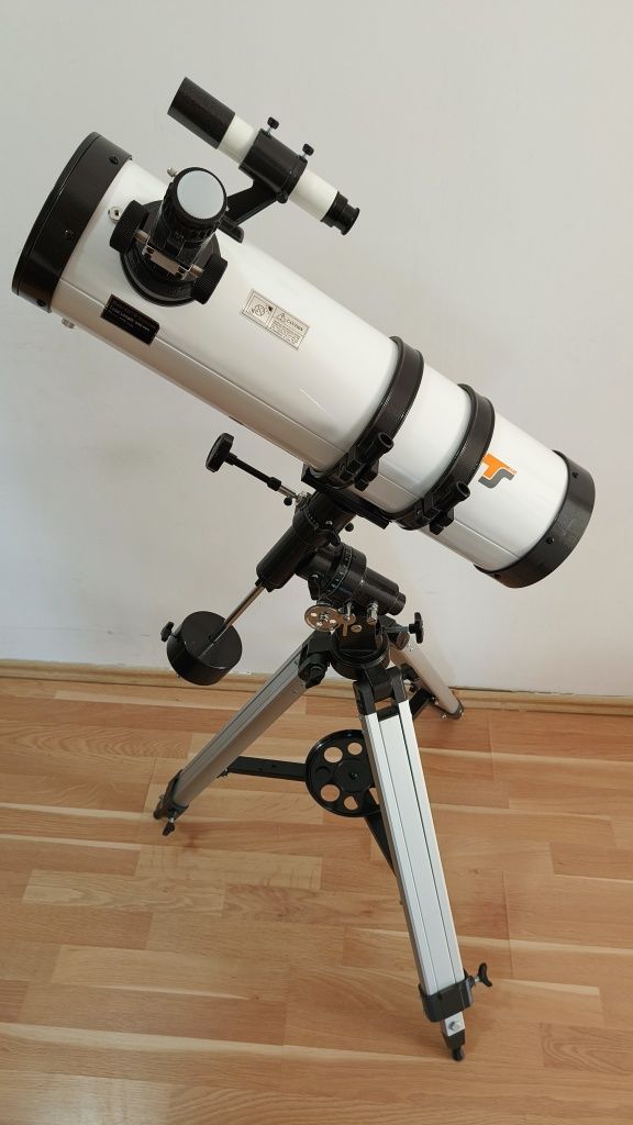 Telescop TS Optics Newton 130/650 Eqi