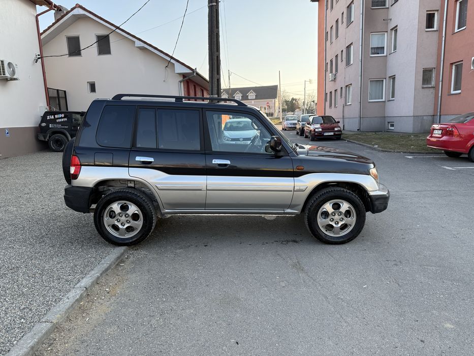 Mitsubishi Pajero Pinin  - Super Select