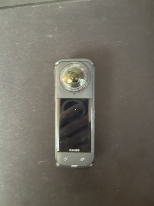 Insta360 x4 + 2 селфипалки оригинальные insta360