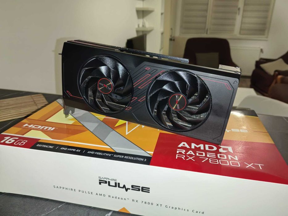 AMD RX 7800XT de vanzare