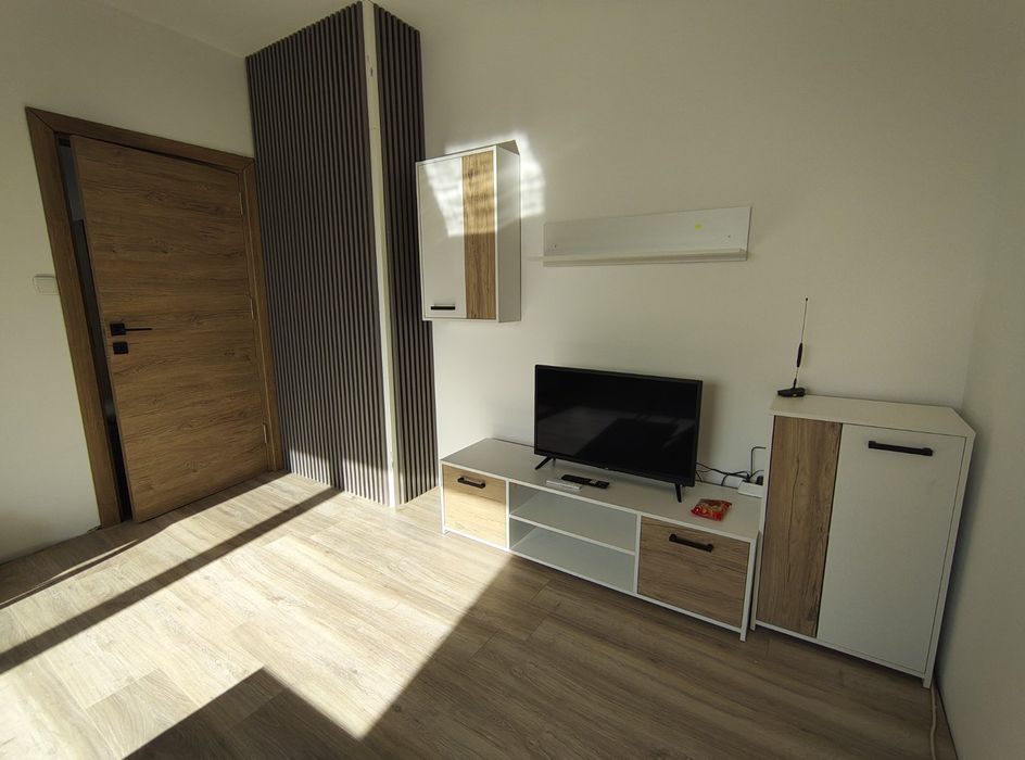 Двустаен, ЮГ, преобразуван в ТРИСТАЕН