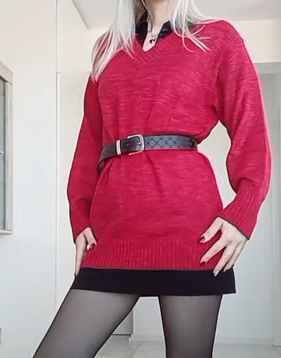 Червен пуловер размер S