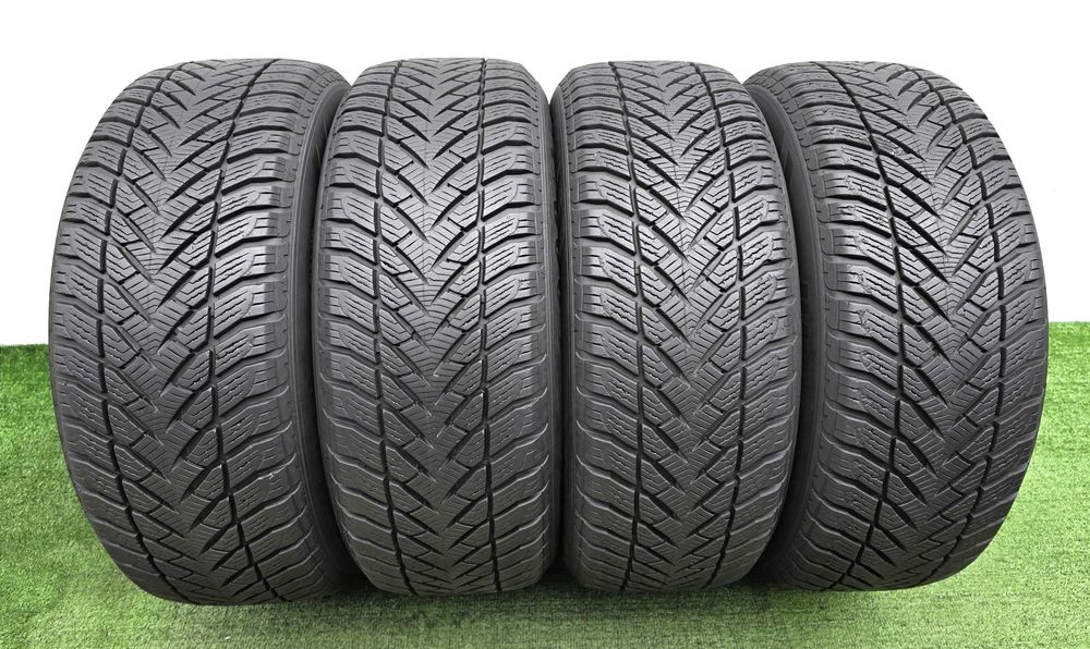 4бр. 255/60/18 GOODYEAR UltraGrip SUV 4x4- зимни