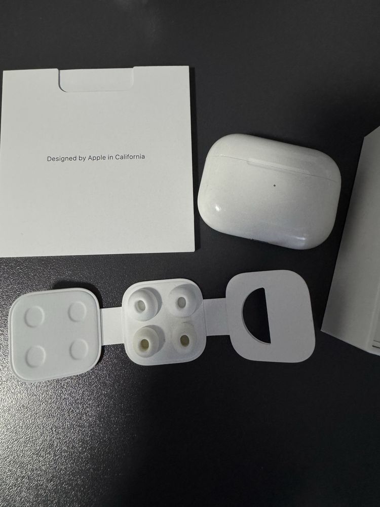 AirPods Pro Wireless Charge