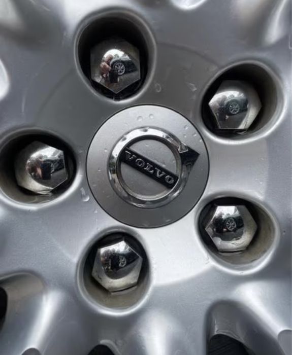 Волво XC90 джанти 20 Цола със зимни гуми