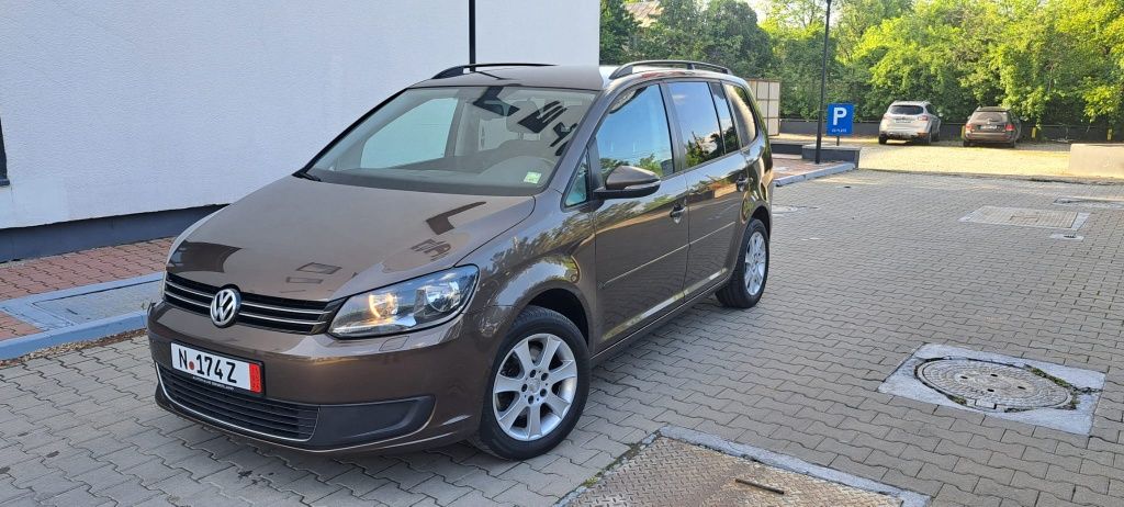 Volkswagen Touran 2L 7Locuri