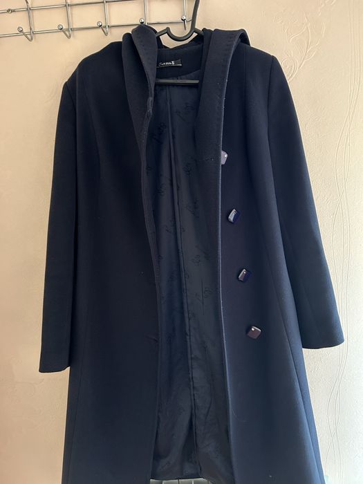 Продается пальто