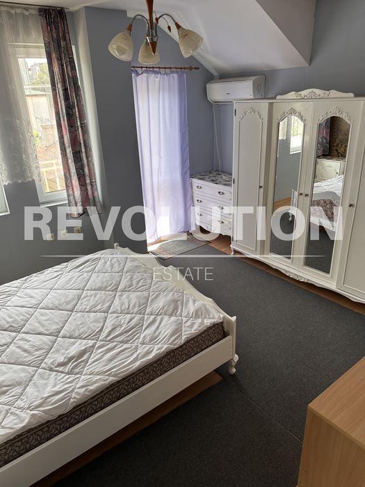 Дава се под наем Четиристаен апартамент в Варна, Колхозен пазар - 118 кв.м за 500 € - Снимка #8