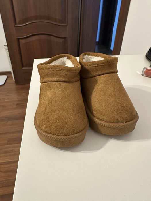 Детски кафеви апрески Shein (нови)