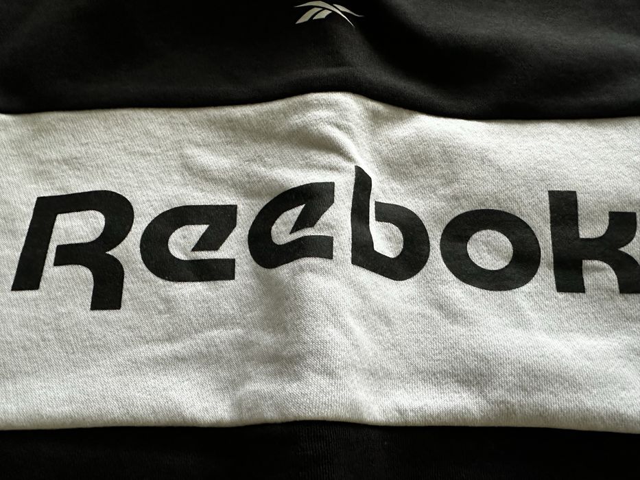 Bluza Reebok noua