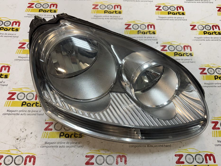 Far dreapta VW Golf 5 Jetta 2005-2009