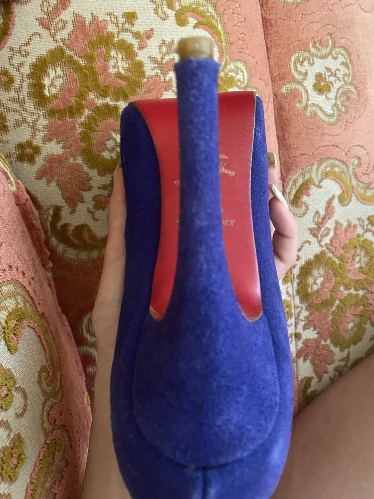 Christian louboutin 36