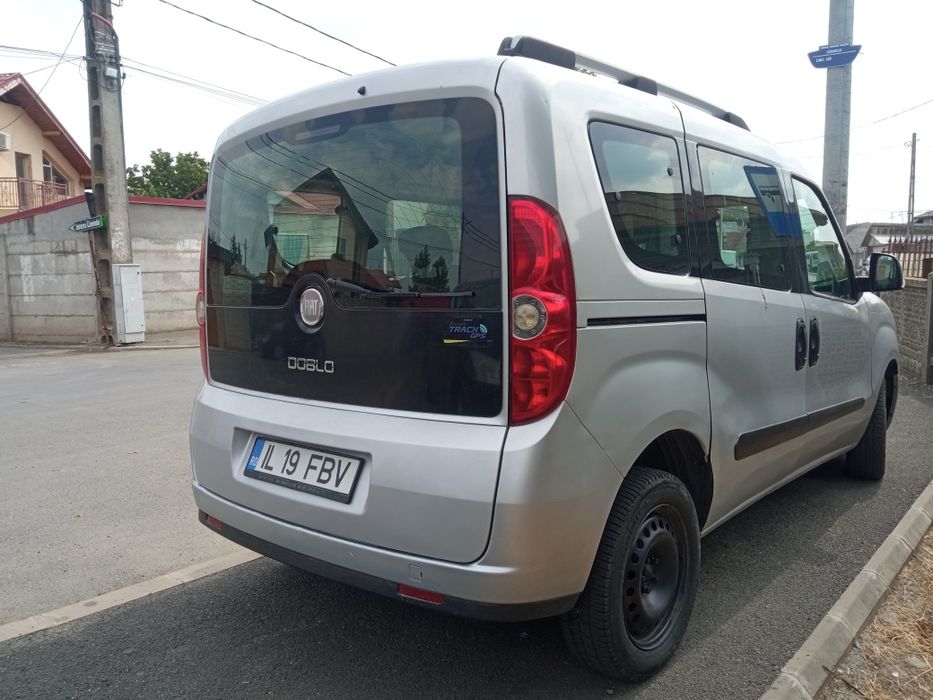 Fiat Doblo 7 locuri 1.6 motorina 2012