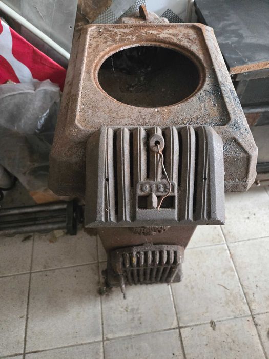 Чугунена печка на дърва МЕТАЛУРГИЯ Г. ОРЯХОВИЦА