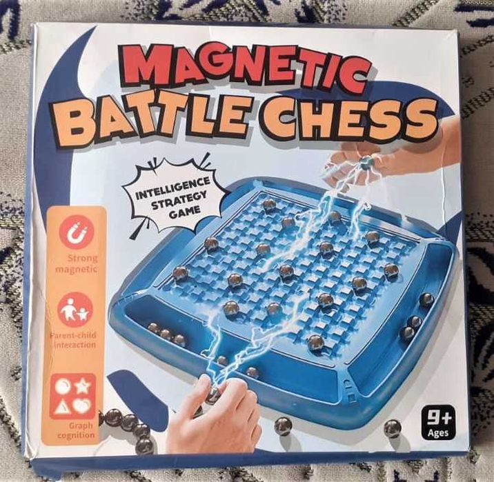 Игра для детей Магнитный бой боевые шахматы.