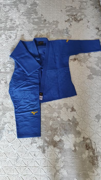 Дзюдо кимано мизуна