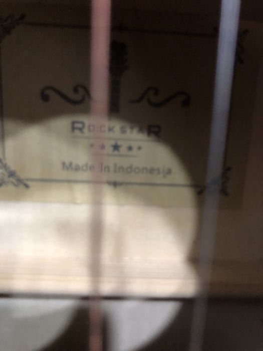 Gitara Sotiladi orginal akustika