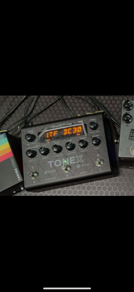 IK Multimedia ToneX Pedal