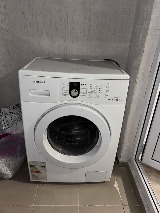 Продам срочно стиральную машинку !