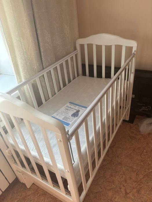 Продается детская кровать  Алита 3/5 универсальная