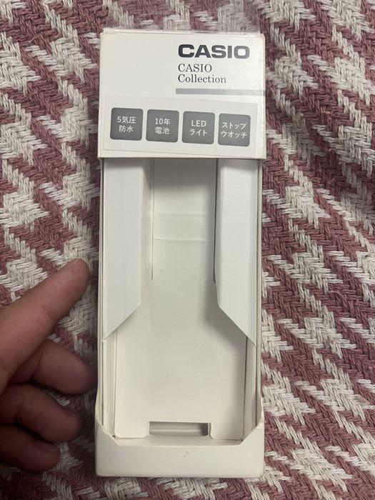 Casio Illuminator 2747 sotiladi