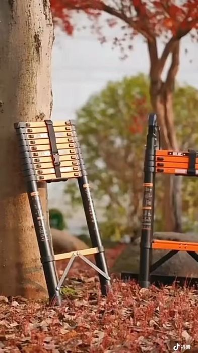 Алюминиевая лестница. 2 размера.
Китайский продукt
alyuminniy narvon.