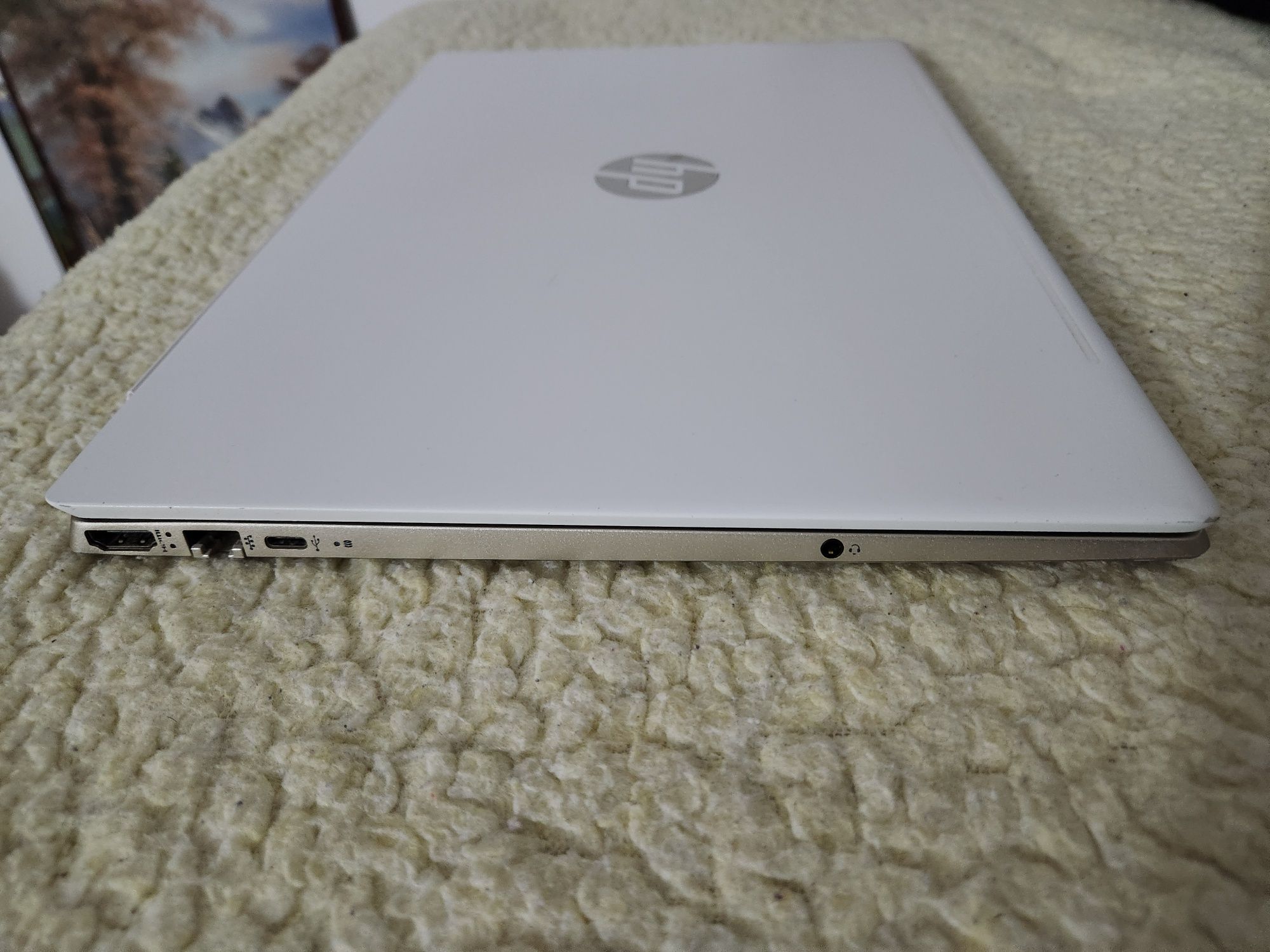 HP Pavilion 15-cs0999na