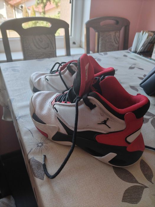 Маратонки на Jordan Nike