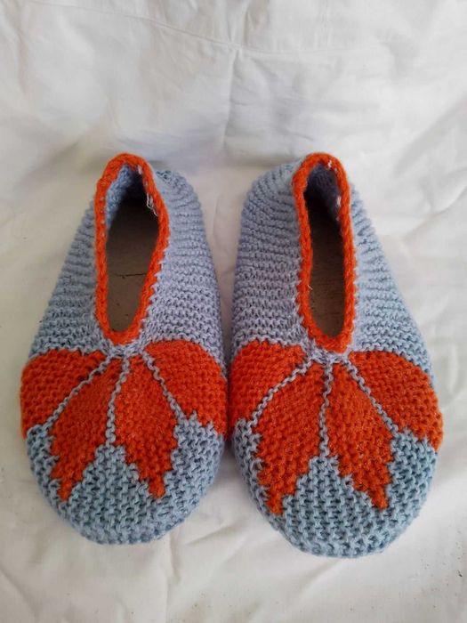 Топлина от сърце! Ръчни терлици, калцуни, ръкавици без пръсти