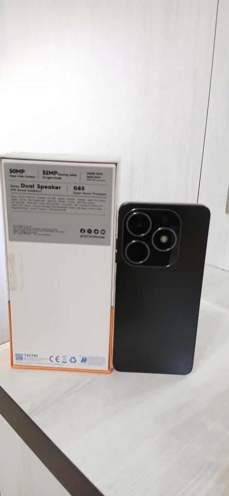 Tecno Spark 20 8/256/Ram 16gb